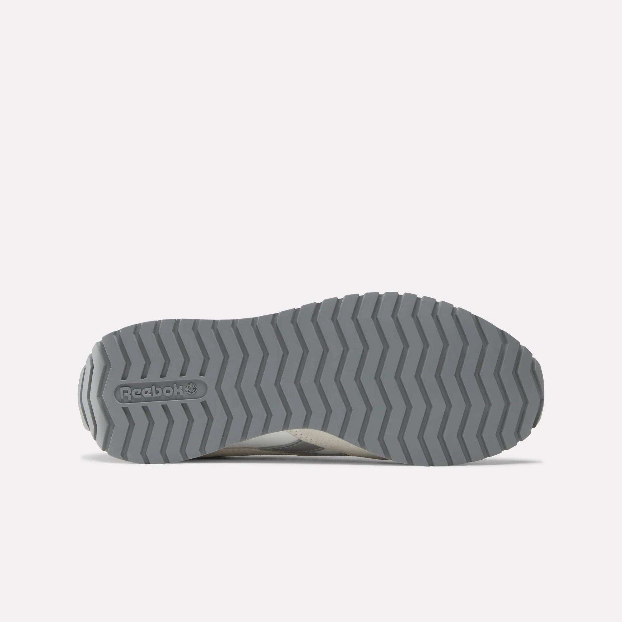 Women's Classic AZ Shoes - Image 5