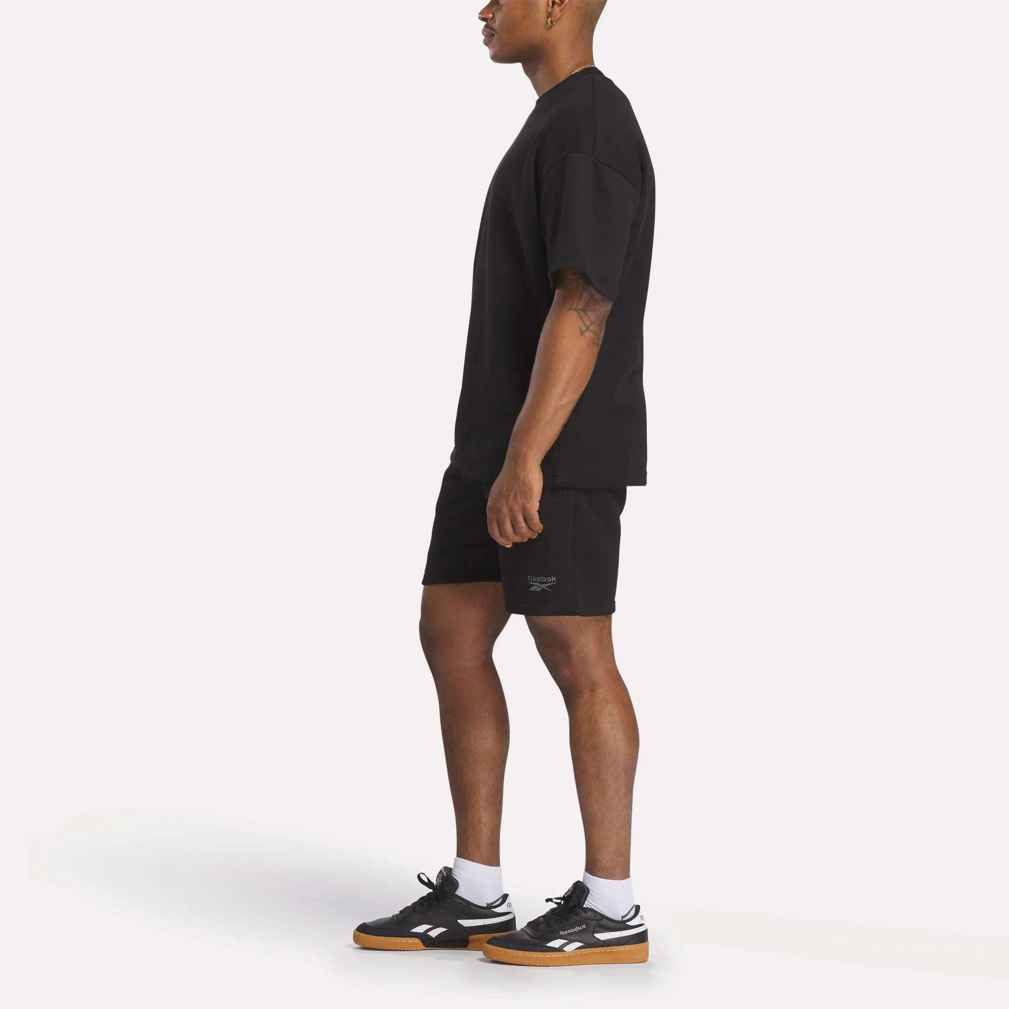 Men's Wardrobe Essentials T-Shirt - Image 3