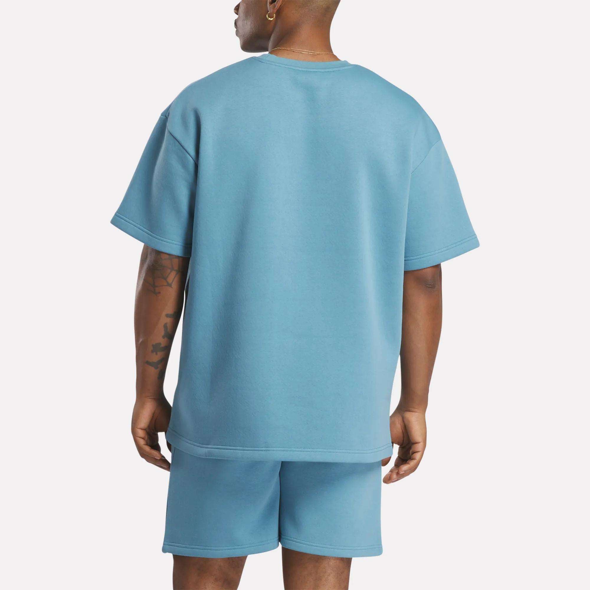 Men's Wardrobe Essentials T-Shirt - Image 2