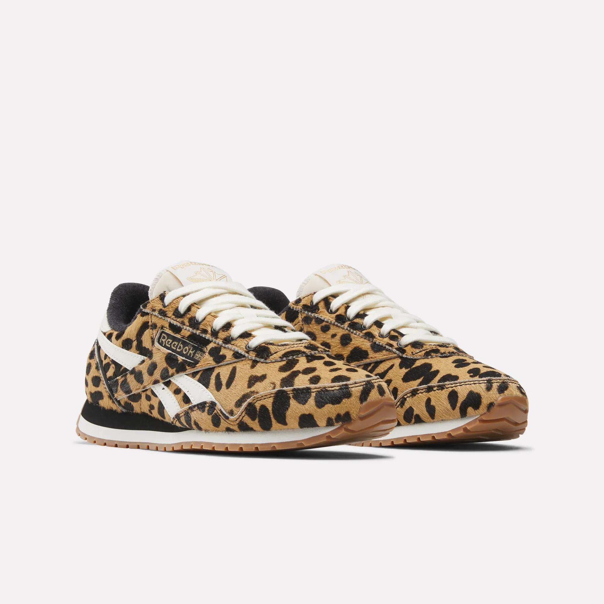 Women's Classic AZ Shoes - Image 2
