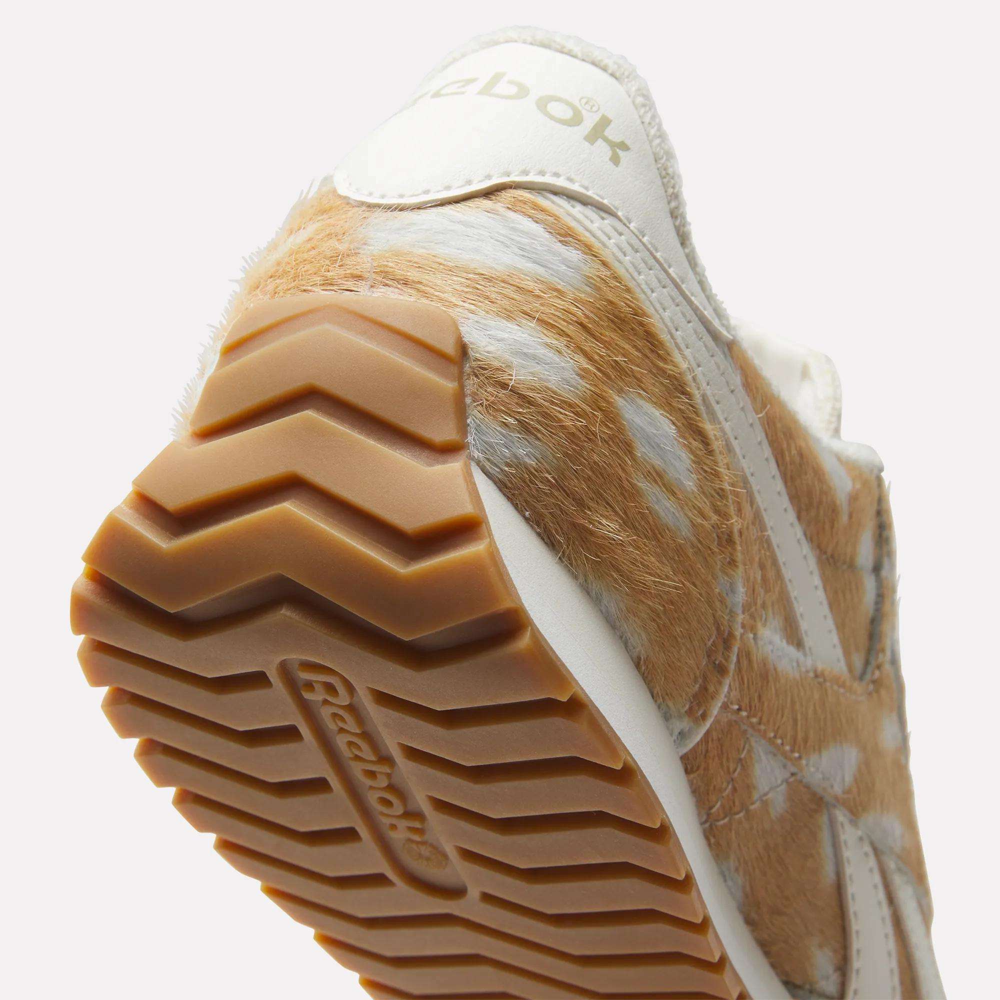 Women's Classic AZ Shoes - Image 4