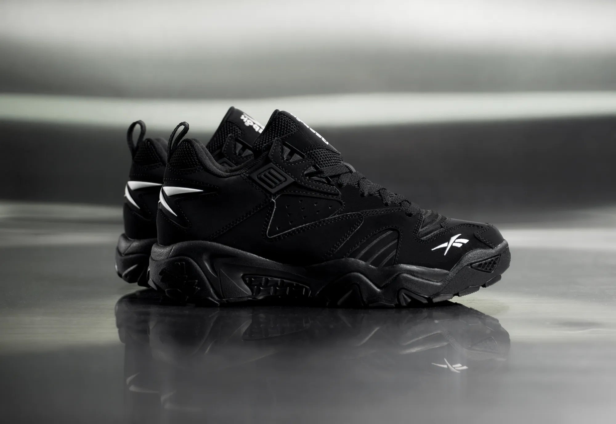 Brutus Low Shoes - Image 2